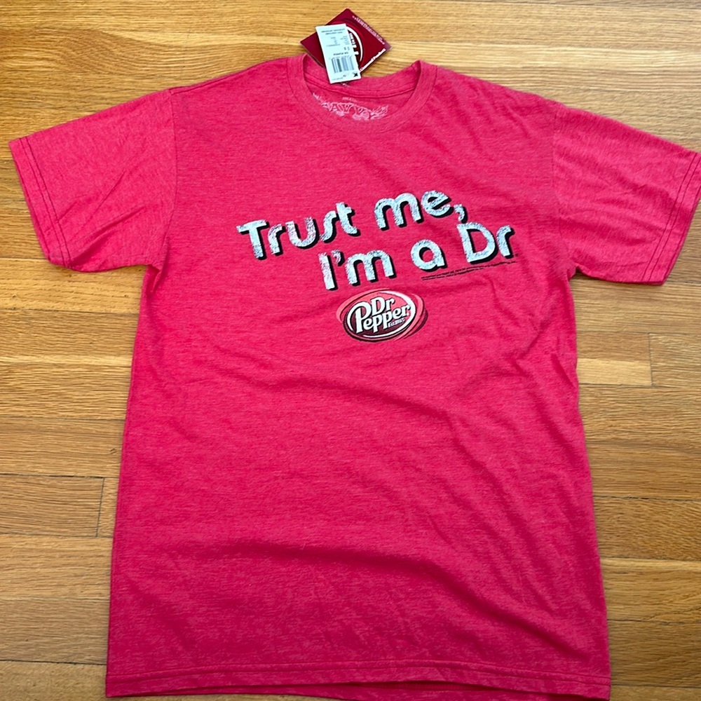 Savvy Red Heather T-Shirt with "Trust Me I'm a Dr" and Dr Pepper logo.